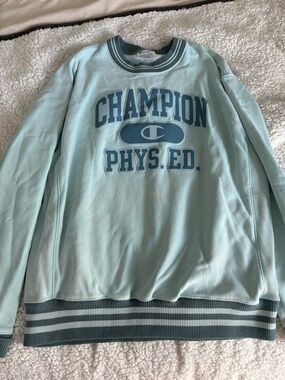 Champion Men’s Mint Green Crewneck Sweatshirt with Blue Logo